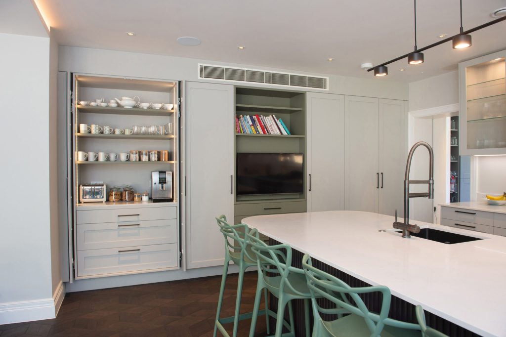 Shaker kitchen by Brandt Design