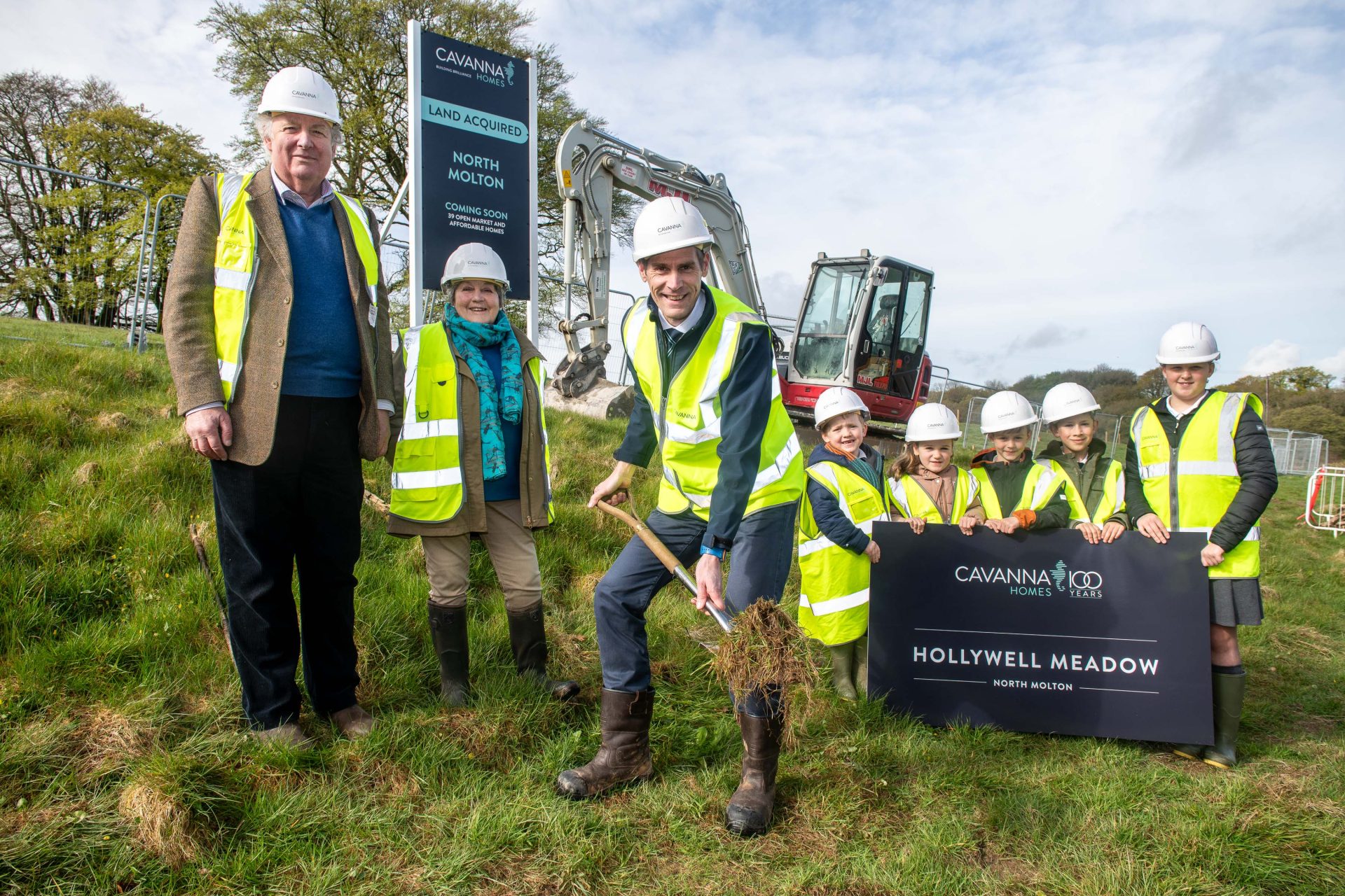 The first turf cut at Hollywell Meadow (group) Cavanna Homes